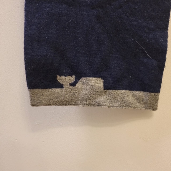 Vintage Vines wool and cashmere scarf - Picture 2 of 4